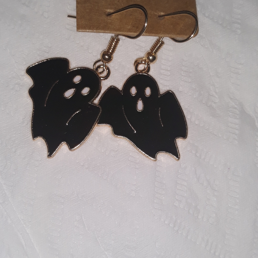 Bat Black Halloween Fashion Earrings on Stainless Pierced Earwires Handmade NEW